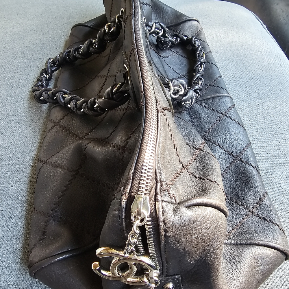 CHANEL Mademoiselle Bowling Shoulder Bag - Picture 2 of 4